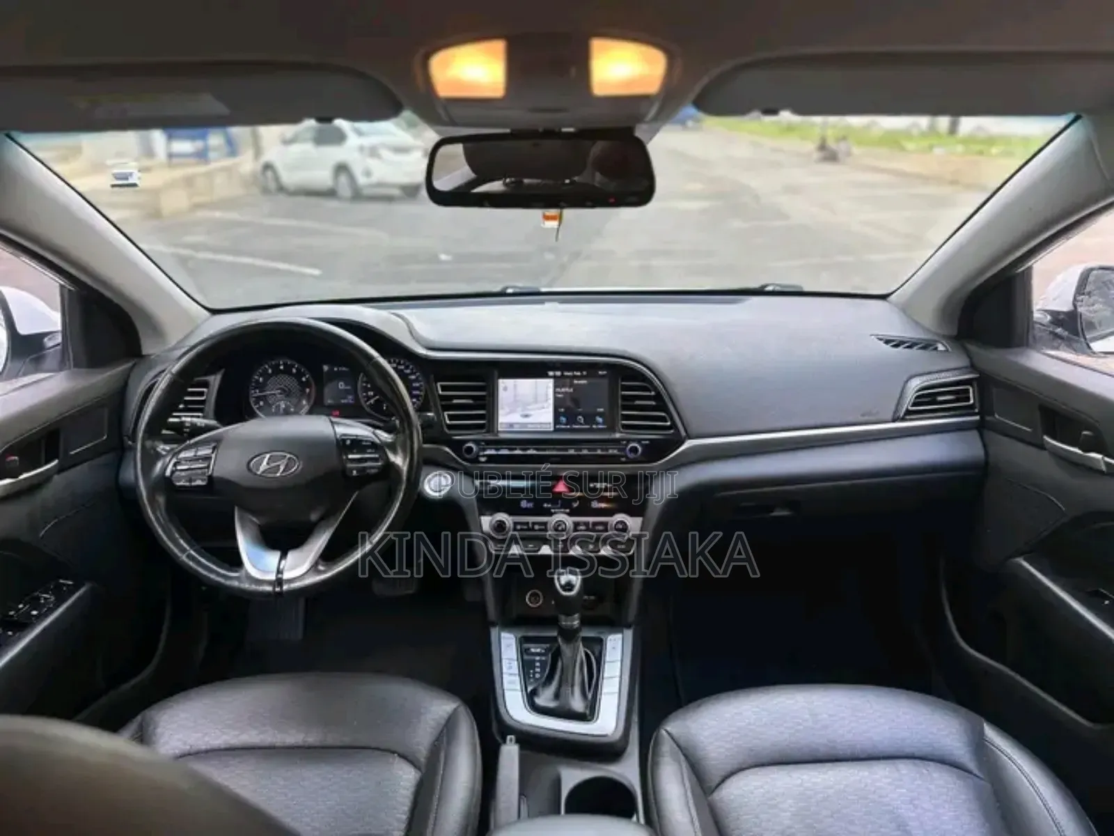 Hyundai Elantra Limited 2021 Blanc cassé