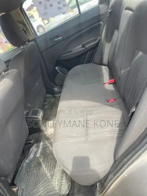 Suzuki Dzire 2023 Gris