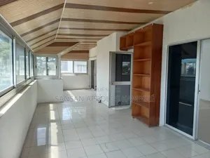 3chbre Appartement dans Magnifique Appart De, Marcory à Vendre