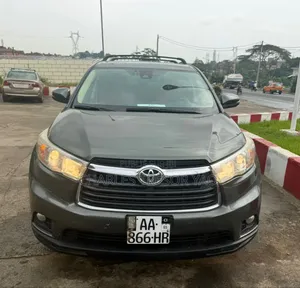 Toyota Highlander 2016 Gris