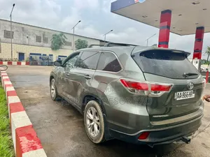 Toyota Highlander 2016 Gris