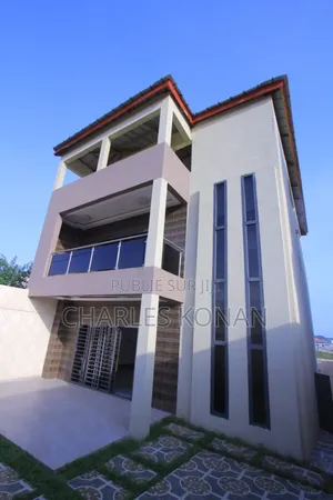 4chbre Duplex dans Bingerville à Vendre