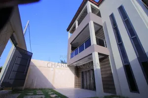 4chbre Duplex dans Bingerville à Vendre