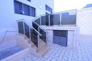 4chbre Duplex dans Bingerville à Vendre