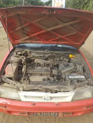 Toyota Corolla 2002 Orange