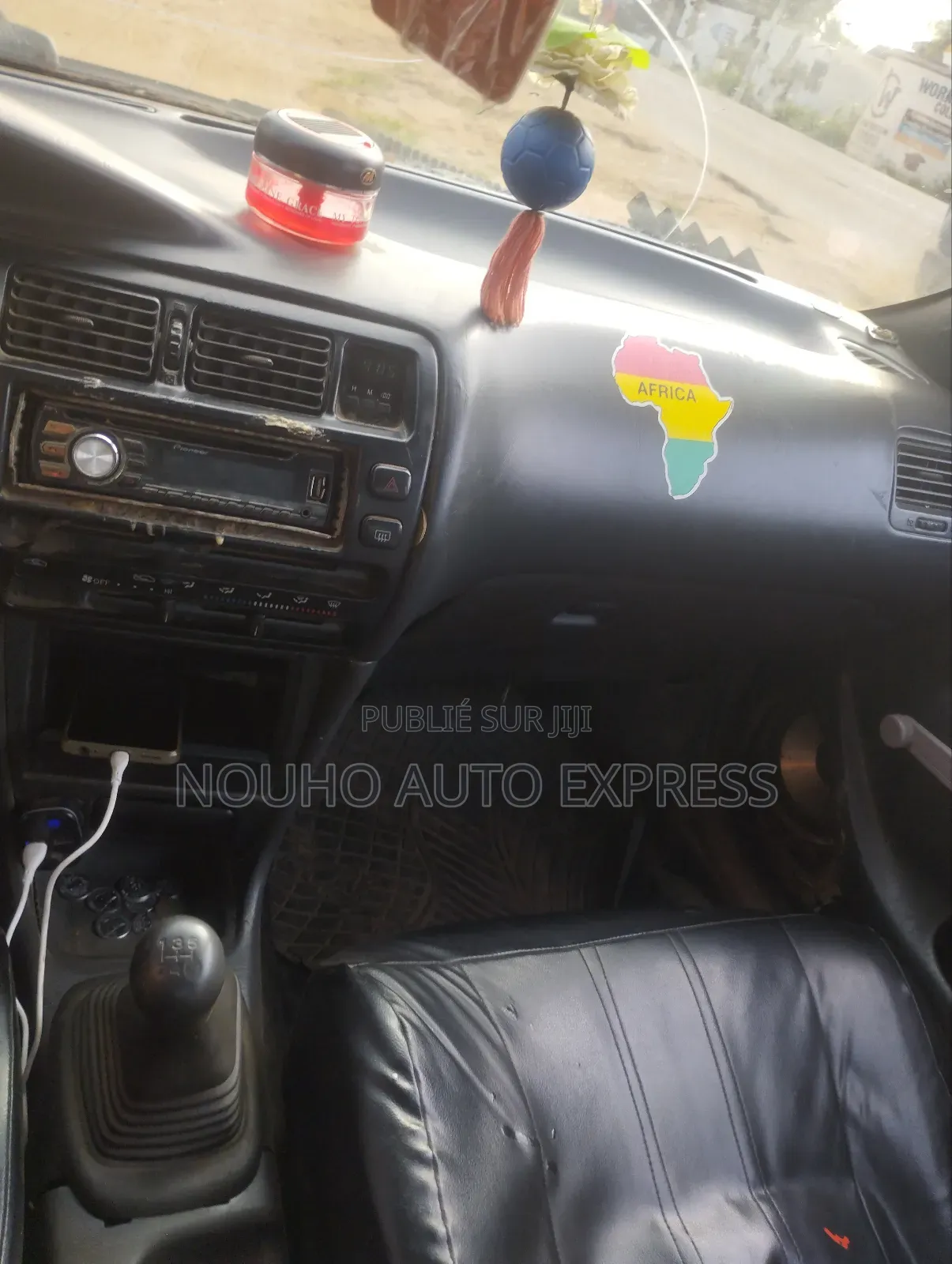 Toyota Corolla 2002 Orange