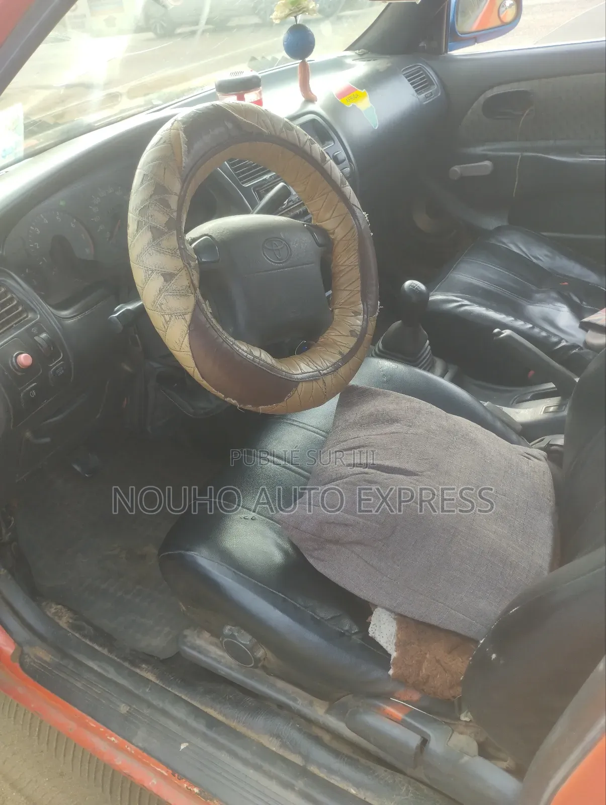 Toyota Corolla 2002 Orange