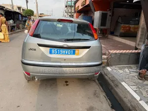 Ford Focus 2005 Gris