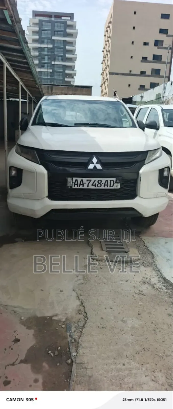 Mitsubishi L200 2023 Blanc