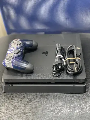 Playstation 4 Slim