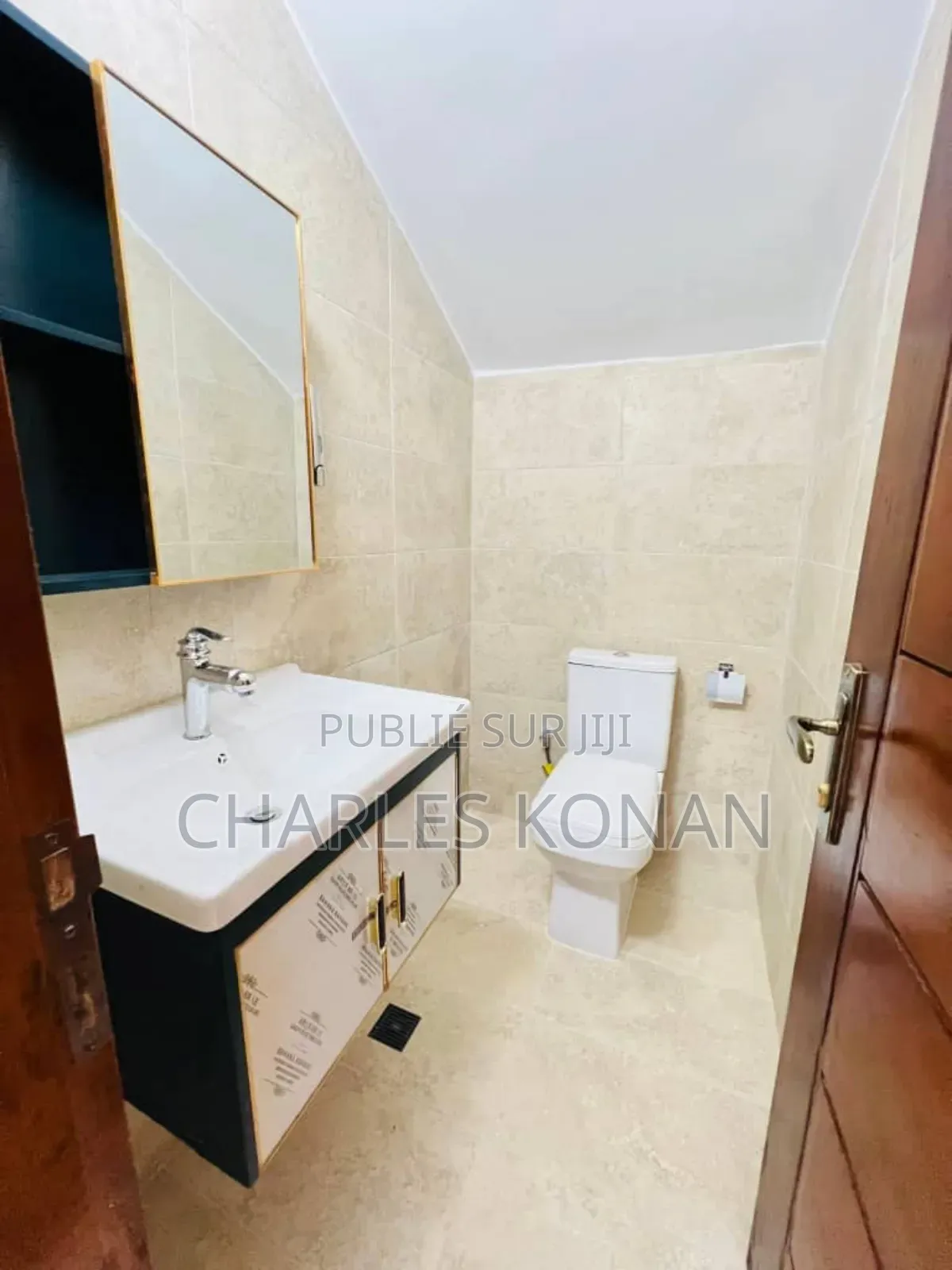 4chbre Duplex dans Bingerville à Vendre