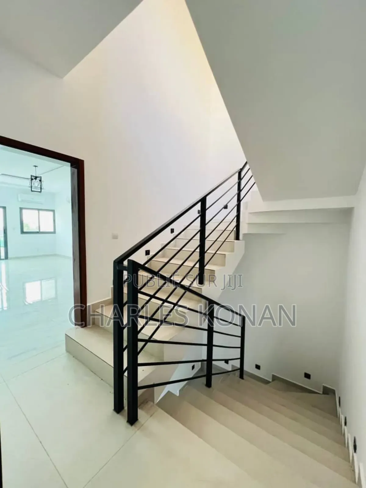 4chbre Duplex dans Bingerville à Vendre