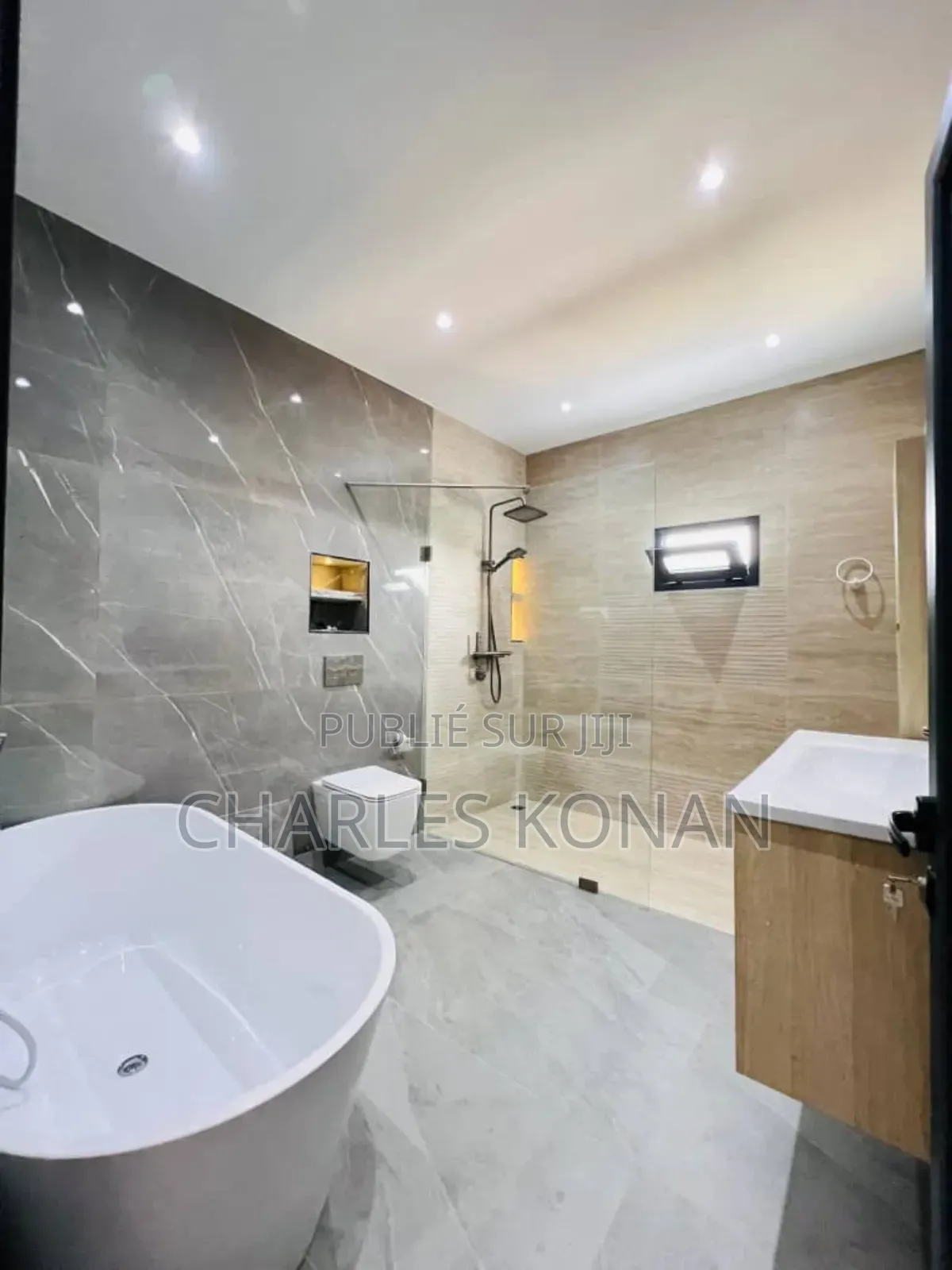 4chbre Duplex dans Bingerville à Vendre