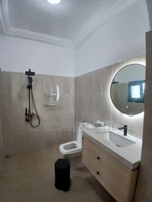 4chbre Villa dans Legacy Immobilier, Cocody à Louer