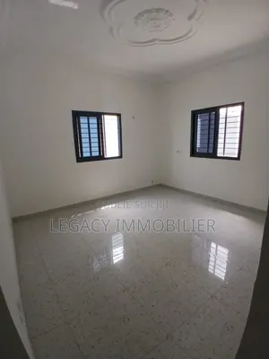 4chbre Villa dans Legacy Immobilier, Cocody à Louer