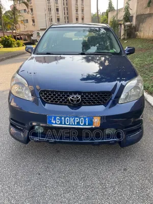 Toyota Matrix 2004 Bleu