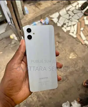 Samsung Galaxy A05 128 GB Gris