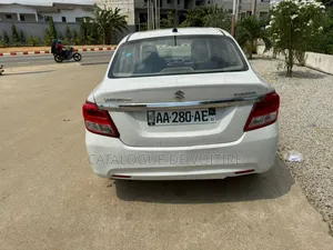 Suzuki Dzire 2023 Blanc