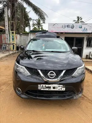 Nissan Qashqai 2016 Black