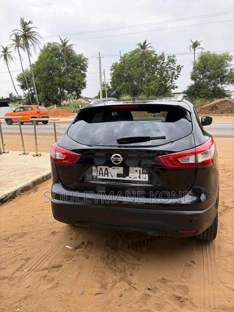 Nissan Qashqai 2016 Black