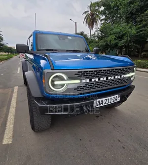 Nouveau Ford Bronco 2024 Bleu