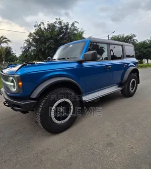 Nouveau Ford Bronco 2024 Bleu