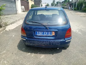 Toyota Starlet 1997 Bleu