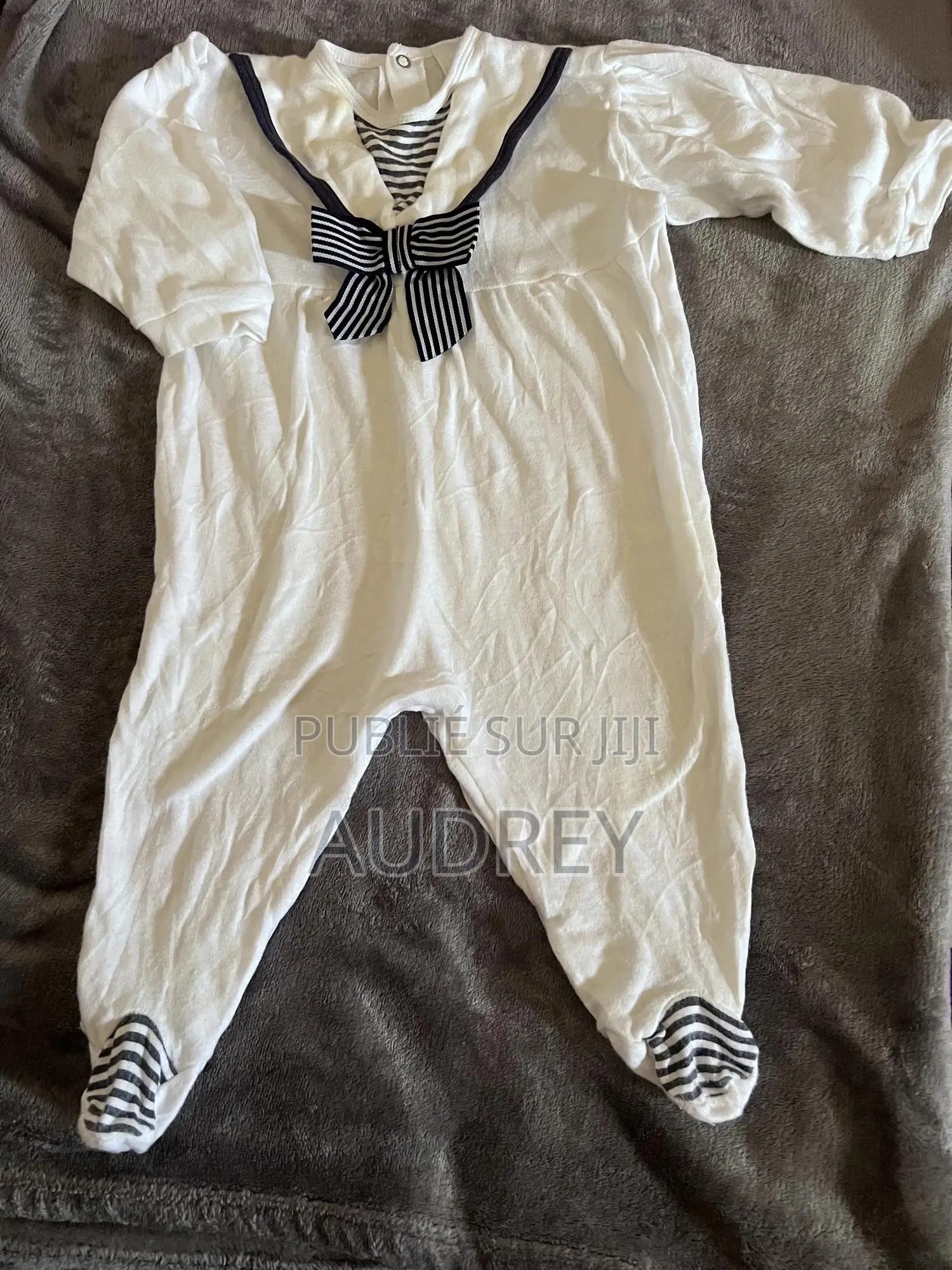 Lot De Vêtements 9-12 Mois