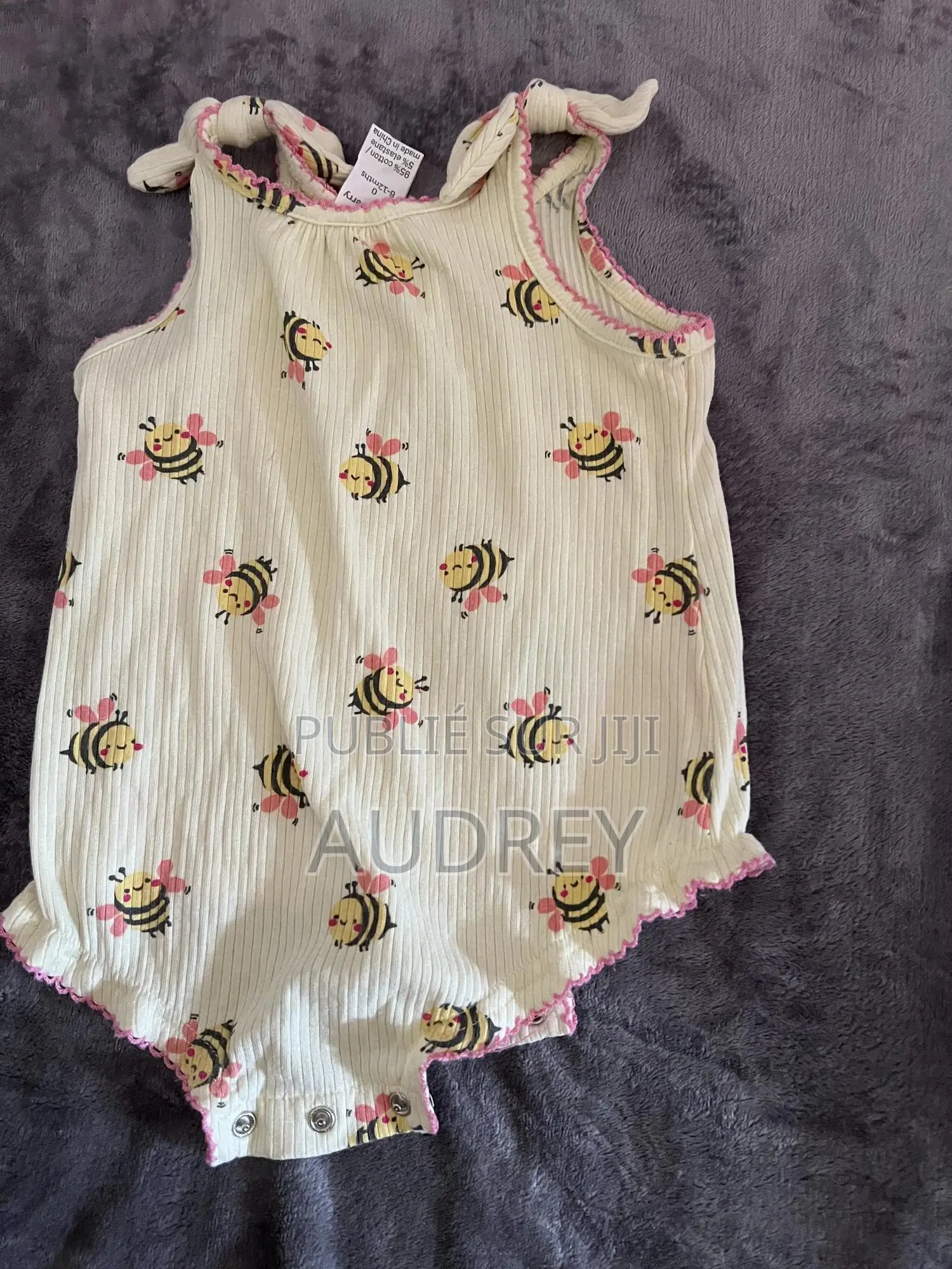 Lot De Vêtements 9-12 Mois