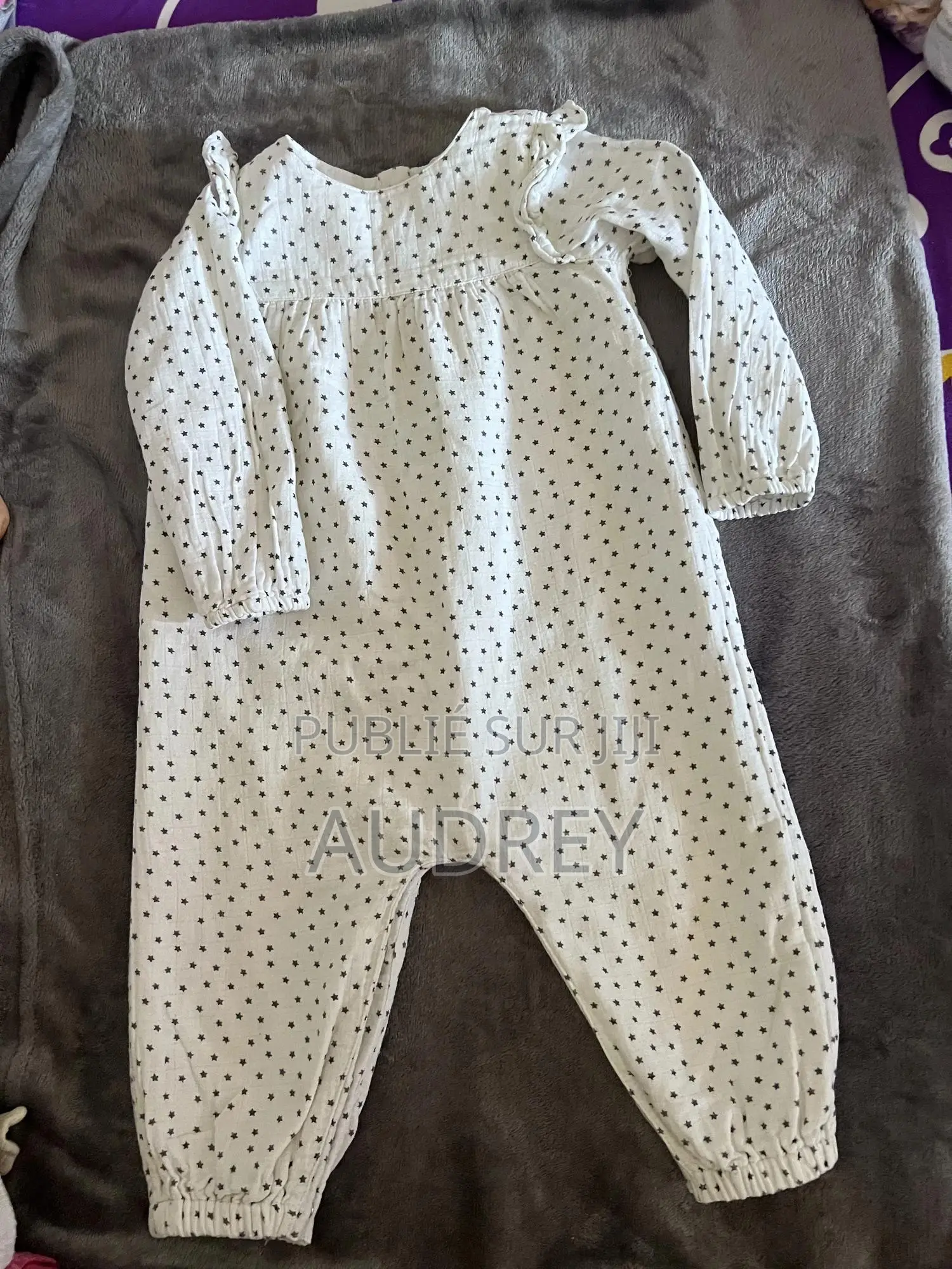 Lot De Vêtements 9-12 Mois