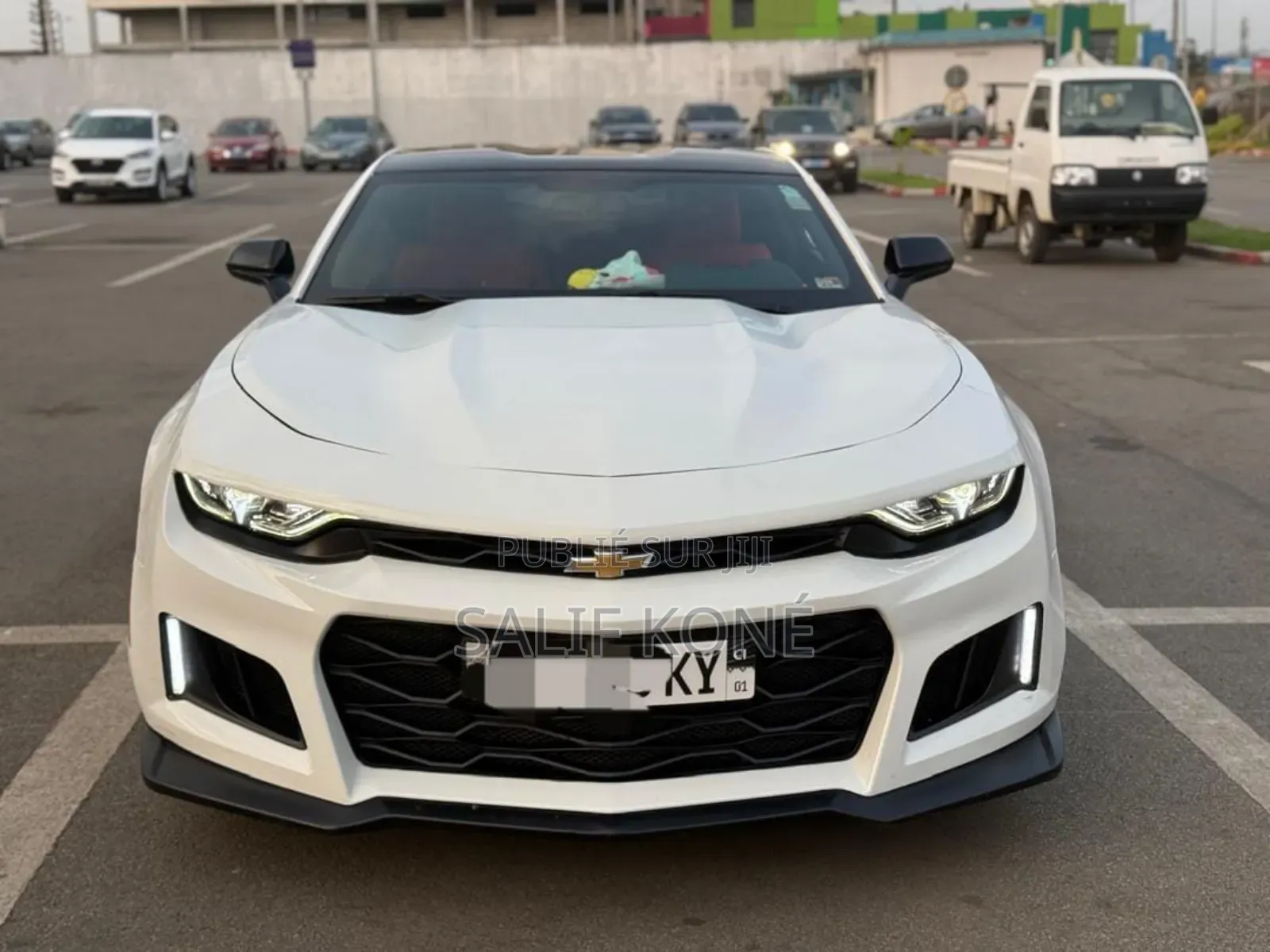 Chevrolet Camaro 2020 Blanc cassé