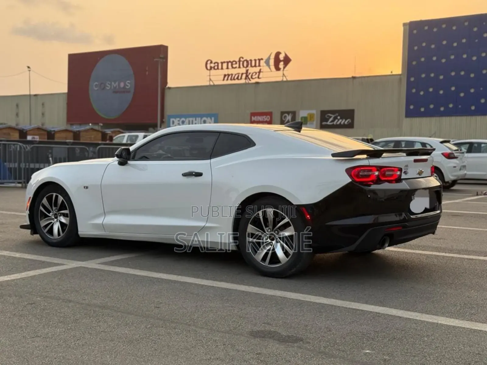 Chevrolet Camaro 2020 Blanc cassé