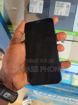 Apple iPhone X 64 GB Black