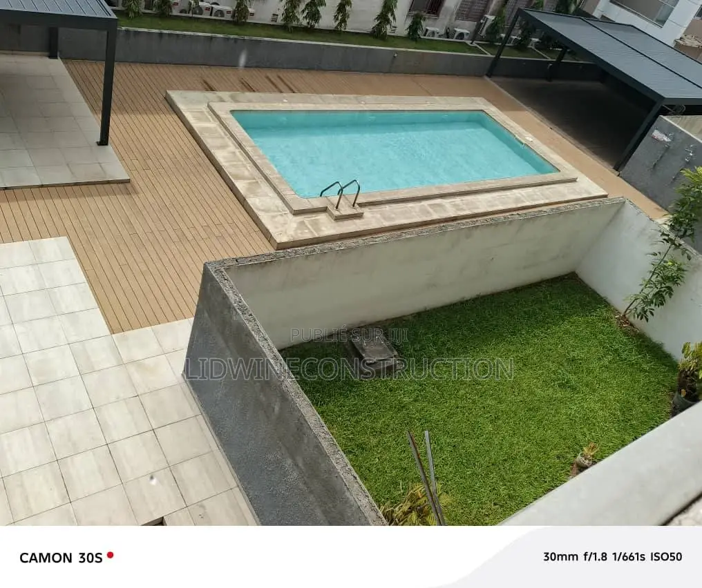 2chbre Appartement dans Le Plateau à Louer