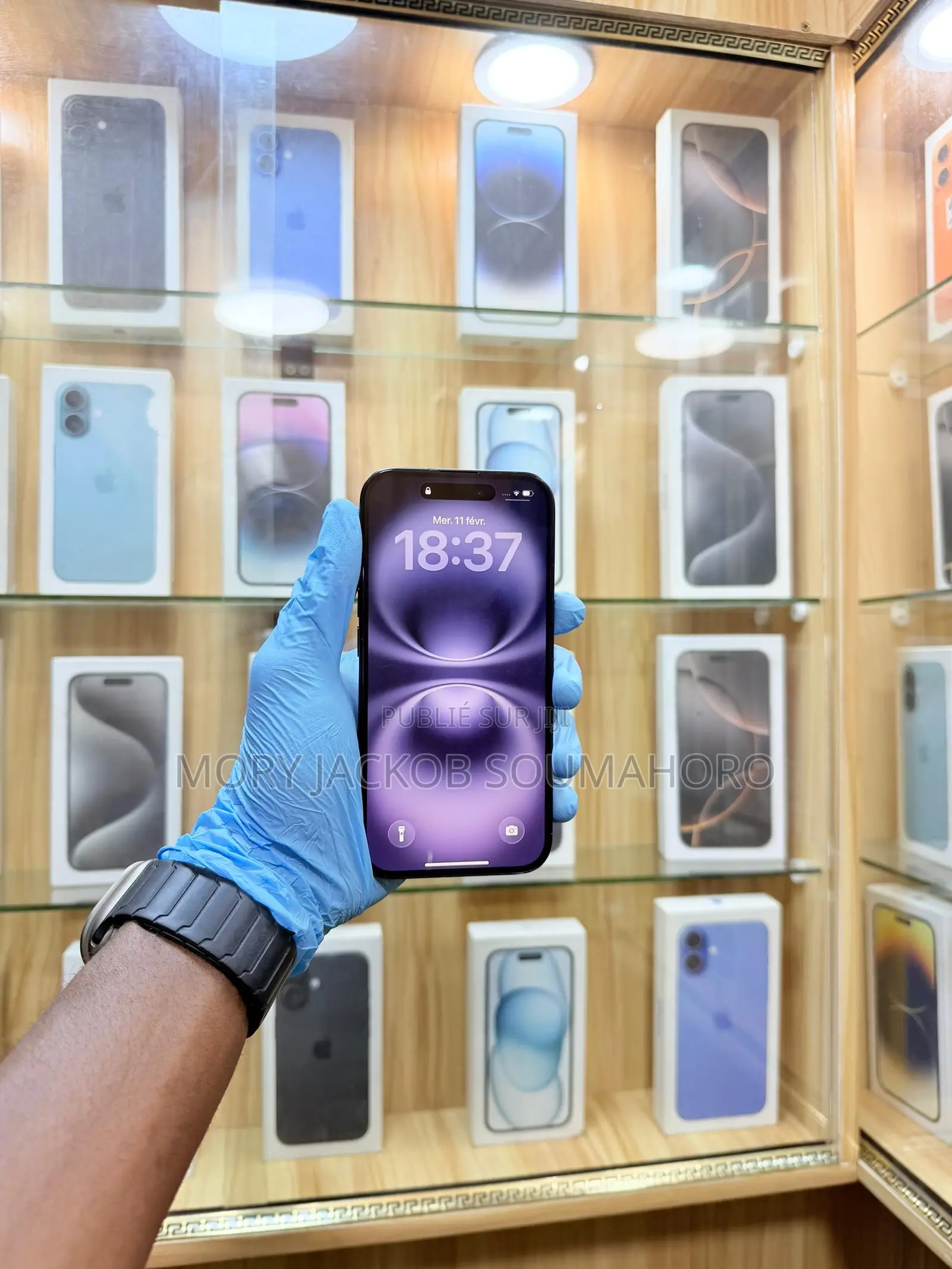 Nouveau Apple iPhone 16 128 GB Black