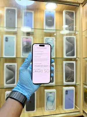 Nouveau Apple iPhone 16 128 GB Black