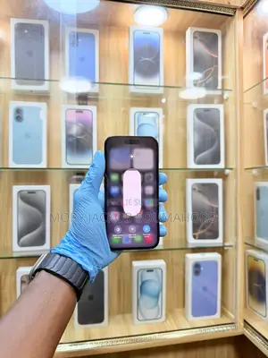 Nouveau Apple iPhone 16 128 GB Black