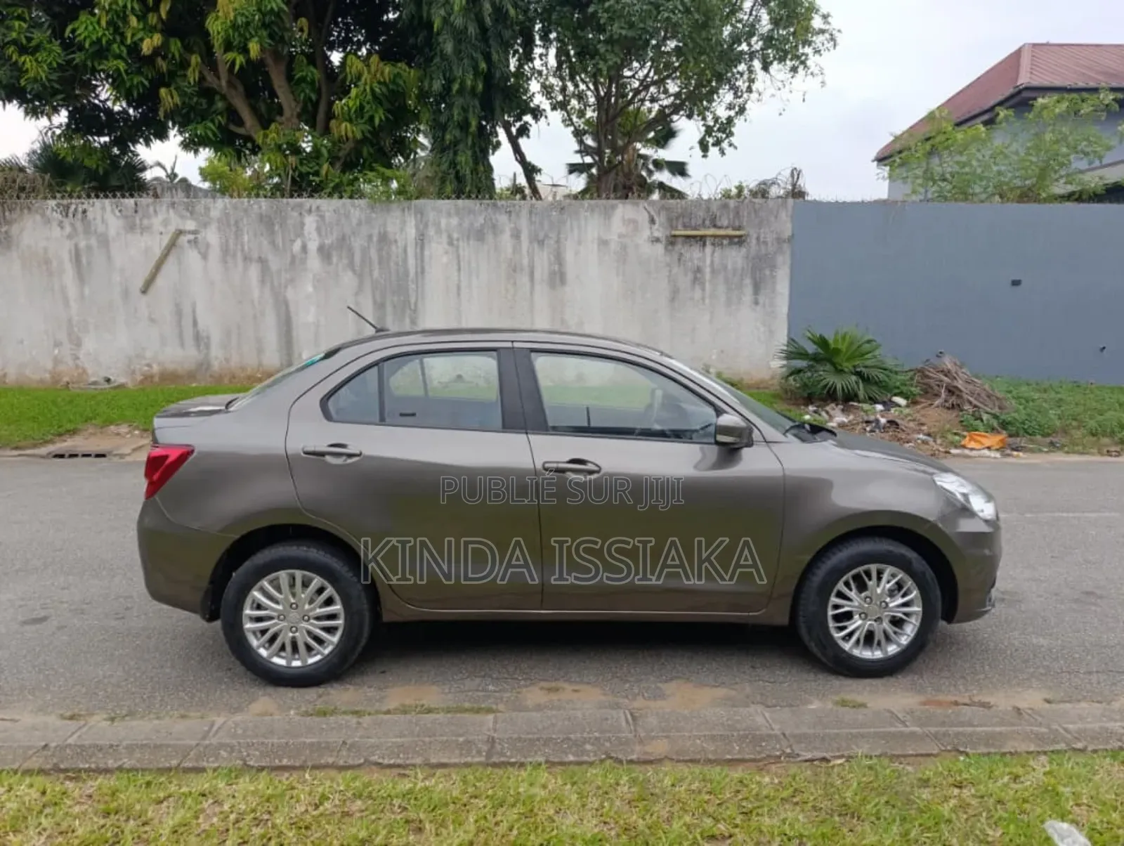 Suzuki Dzire 2022 Gris