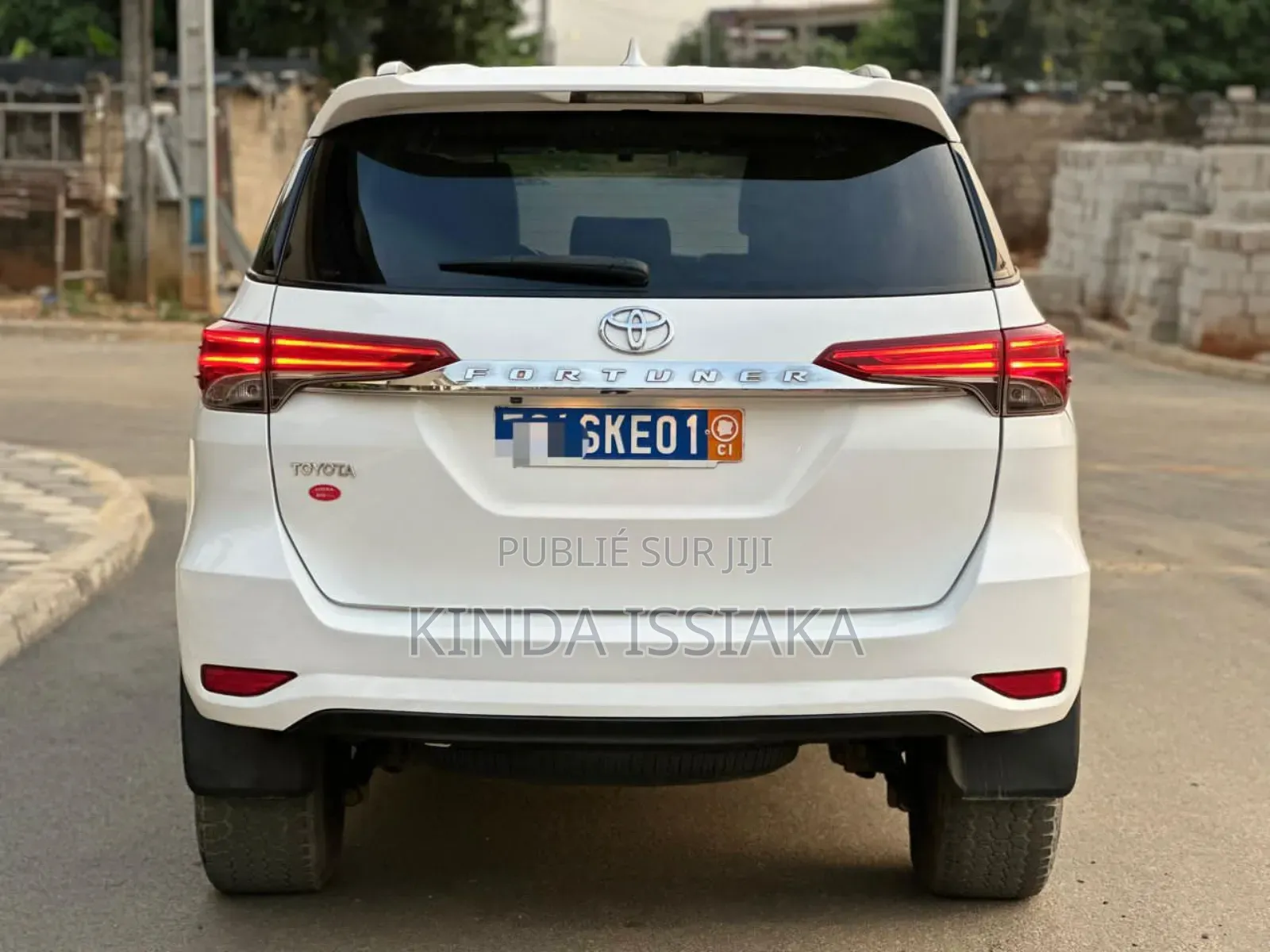 Toyota Fortuner 2020 Blanc cassé