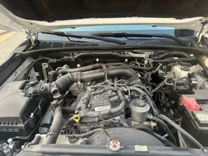 Toyota Fortuner 2020 Blanc cassé