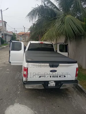 Ford F-150 XLT 4x2 Regular Cab Styleside 6.5 ft. box 122 in. WB 2018