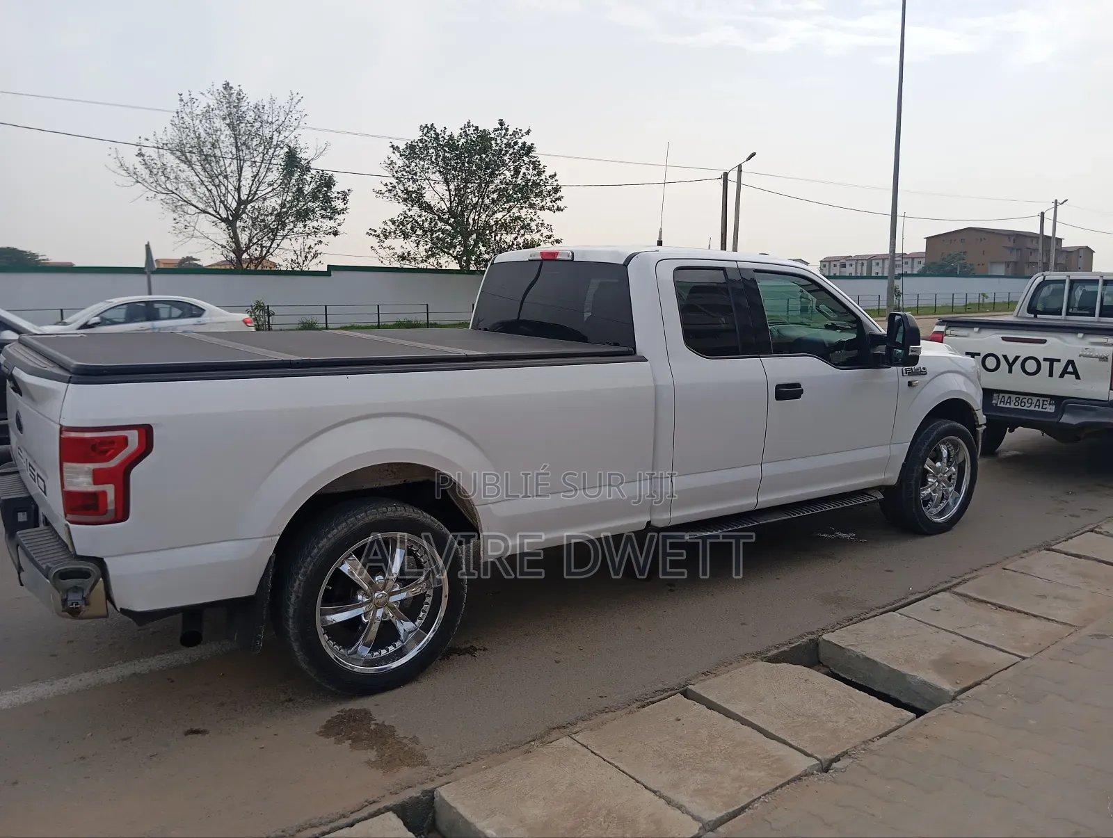 Ford F-150 XLT 4x2 Regular Cab Styleside 6.5 ft. box 122 in. WB 2018