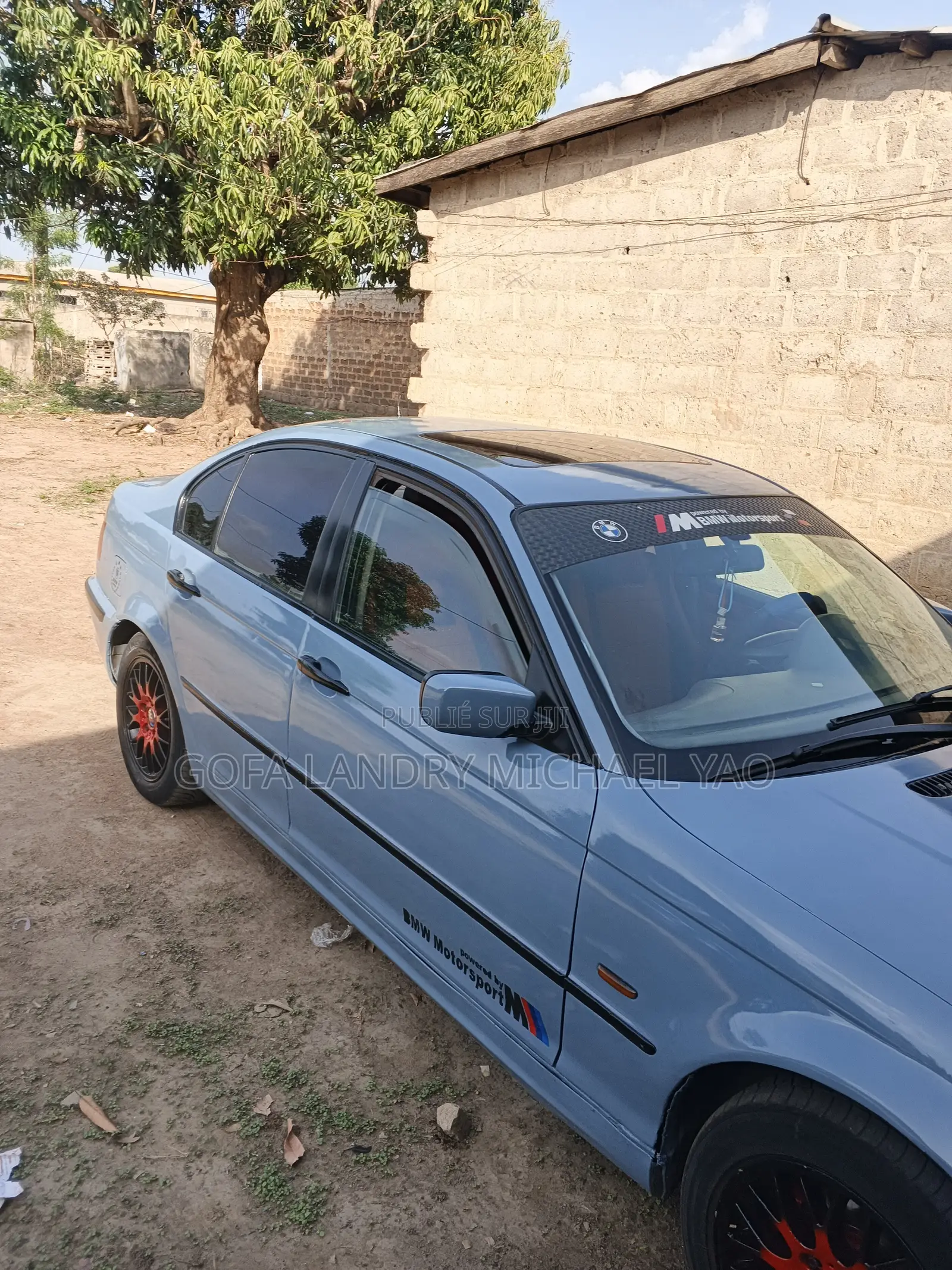 BMW 1 Series 2024 Gris