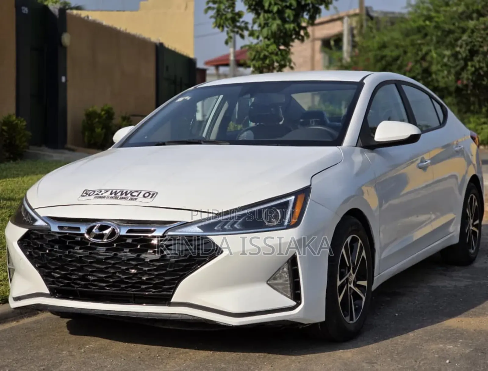 Hyundai Elantra 2020 Blanc cassé