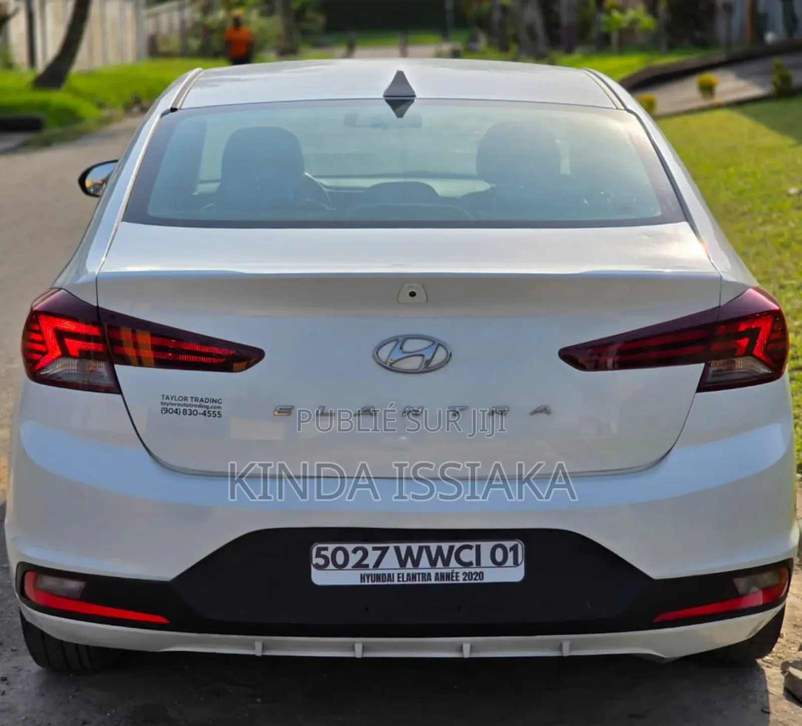 Hyundai Elantra 2020 Blanc cassé