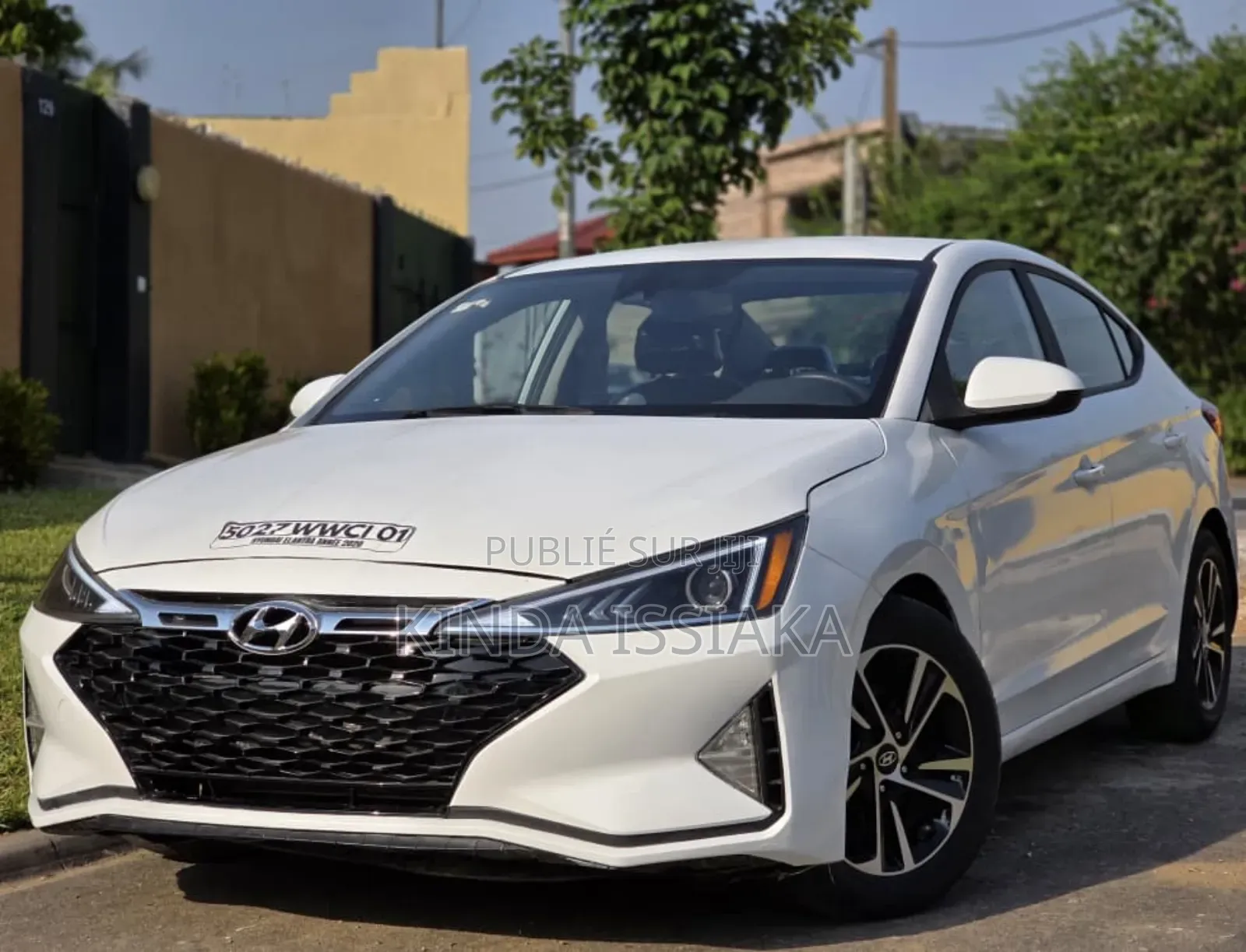 Hyundai Elantra 2020 Blanc cassé