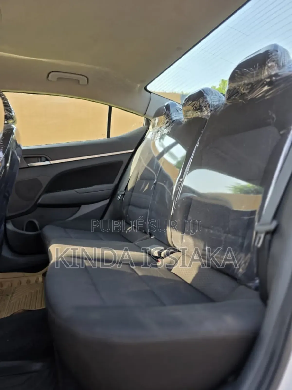 Hyundai Elantra 2020 Blanc cassé