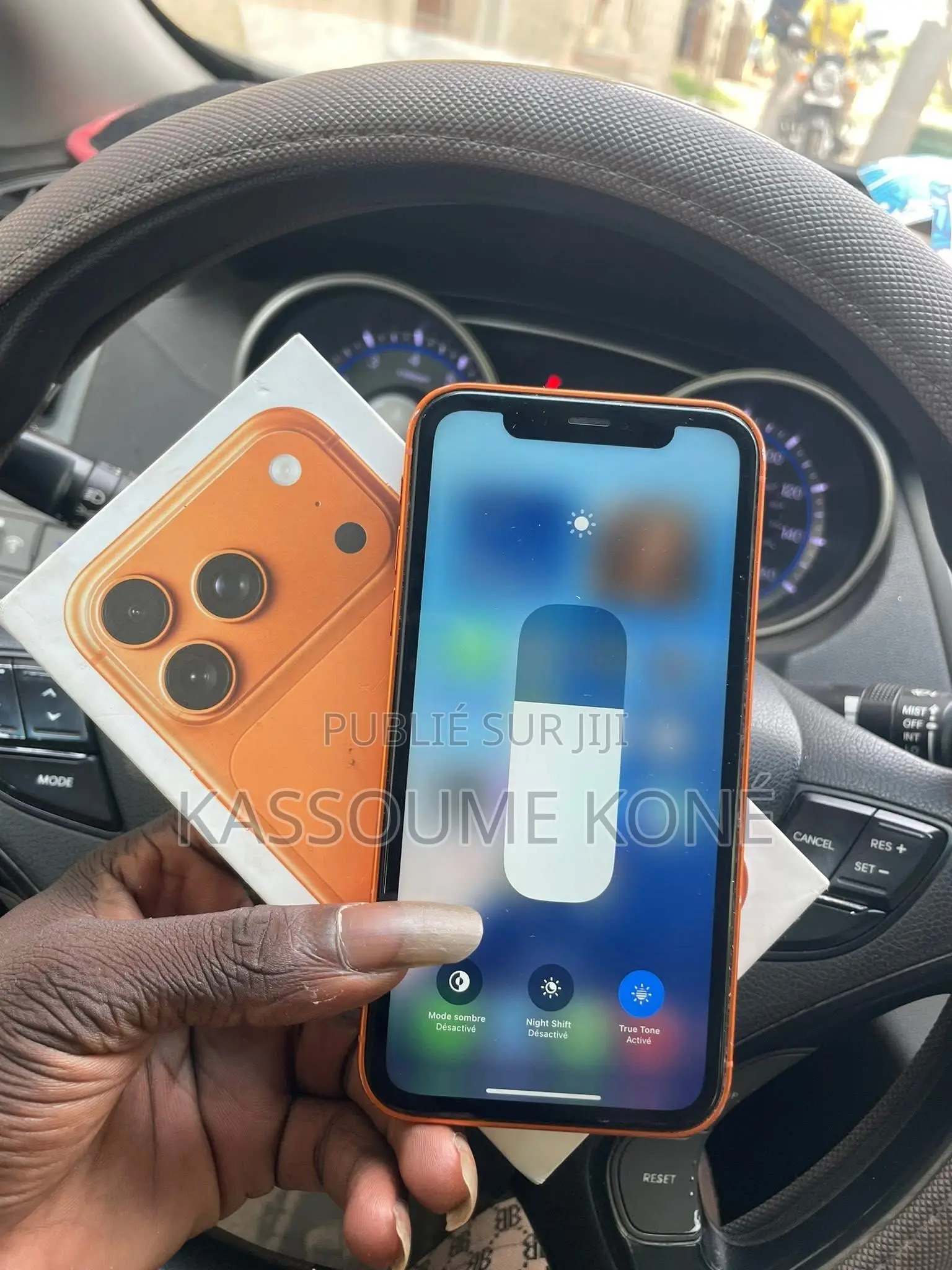 Nouveau Apple iPhone XR 256 GB Orange