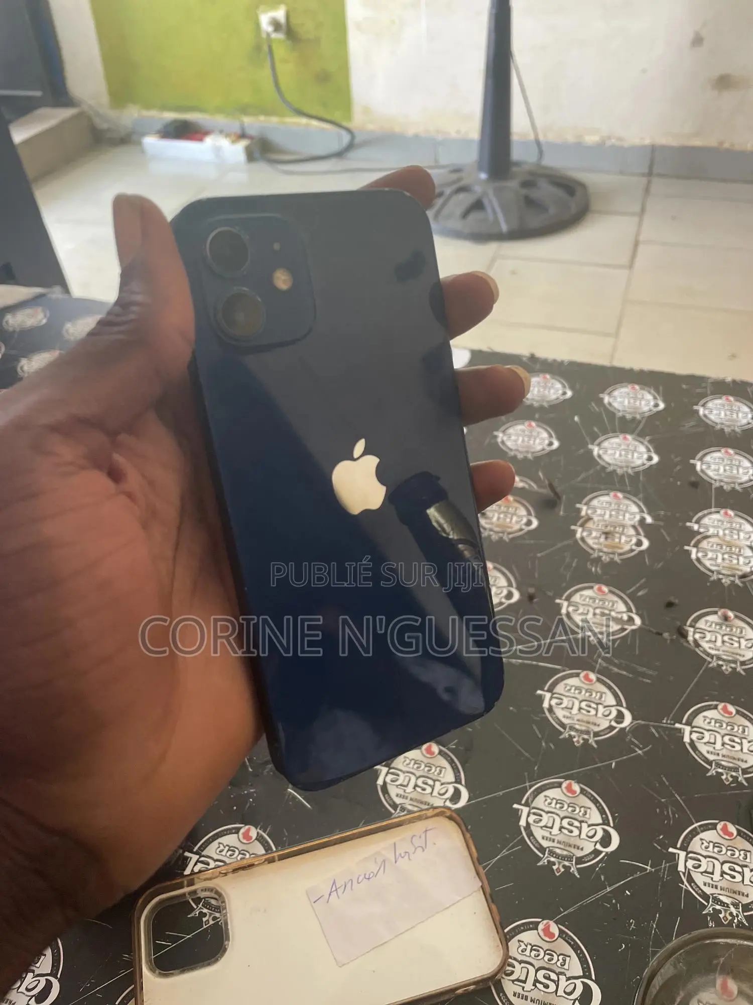 Apple iPhone 12 64 GB Bleu
