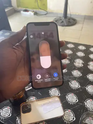 Apple iPhone 12 64 GB Bleu